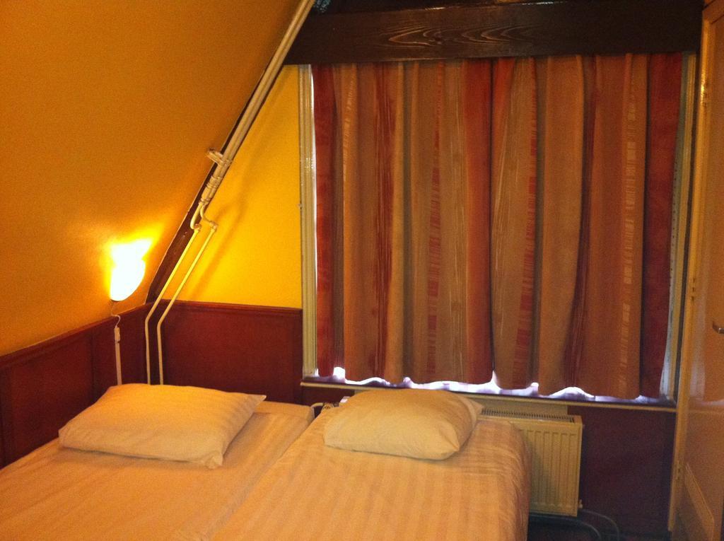 Hotel Calisto Amsterdam Oda fotoğraf