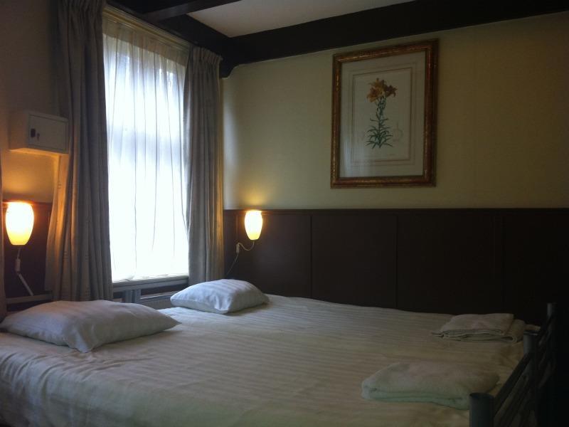 Hotel Calisto Amsterdam Oda fotoğraf